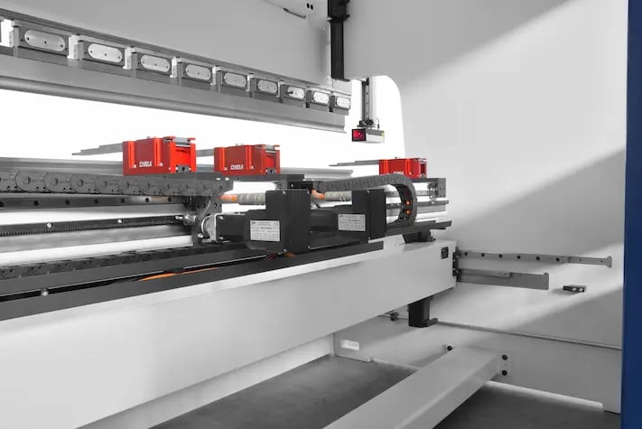 meccanica posteriore delle presse piegatrici