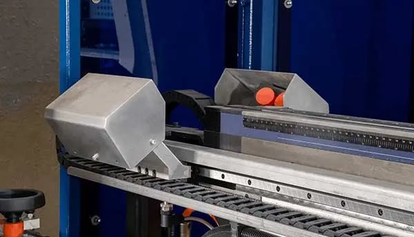 controllo-dellangolo-laser-per-presse-piegatrici