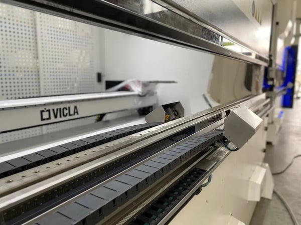 piegatrici con controllo dell'angolo laser