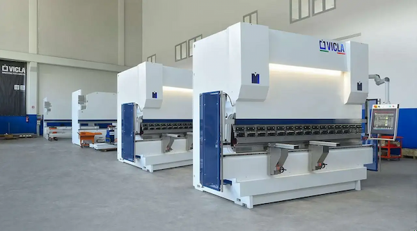 Machines italiennes pour tole